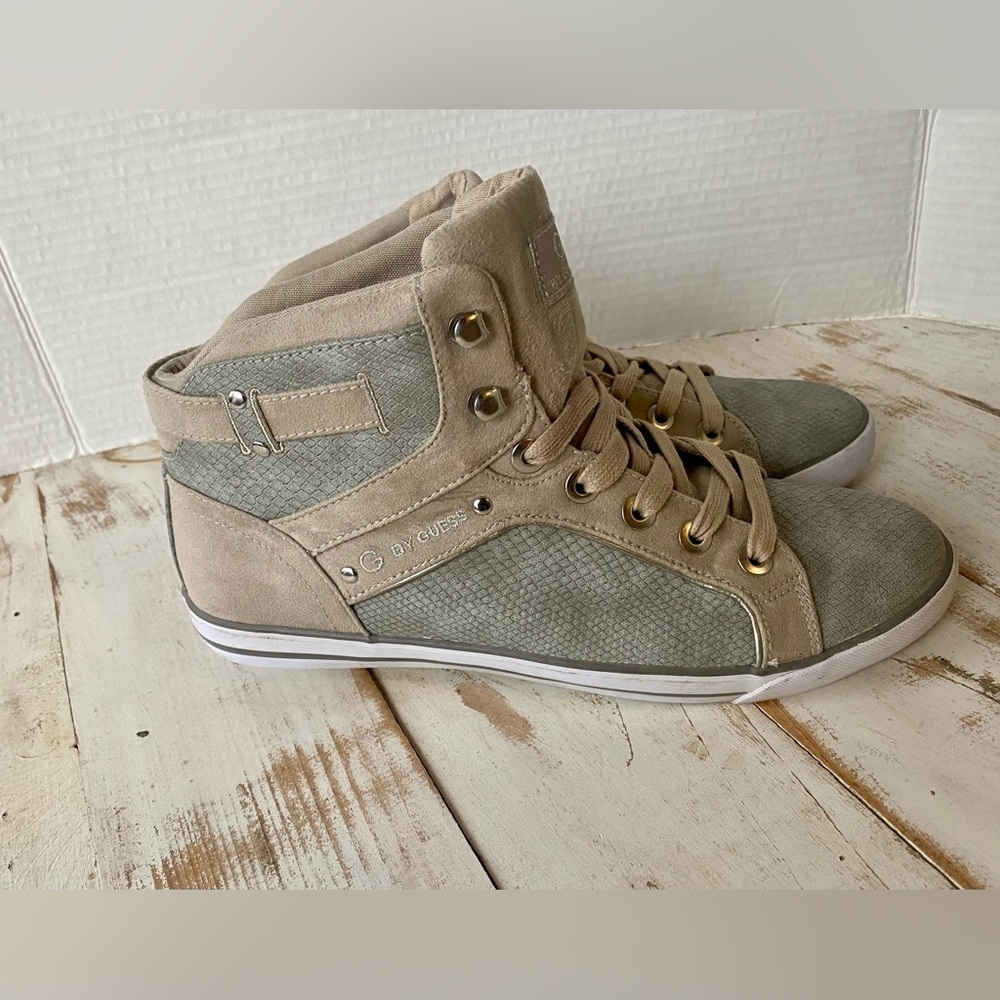 G by GUESS hi-top sneakers Opall 12 retro streetwear gray taupe women’s sz 10